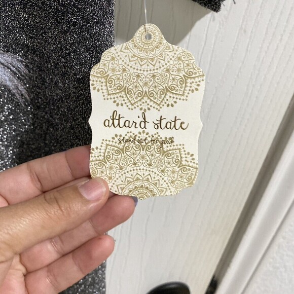 Altar'd State Shimmer Glitter World Tour 1987 Oversized Tee Size XSmall NEW - Picture 7 of 8